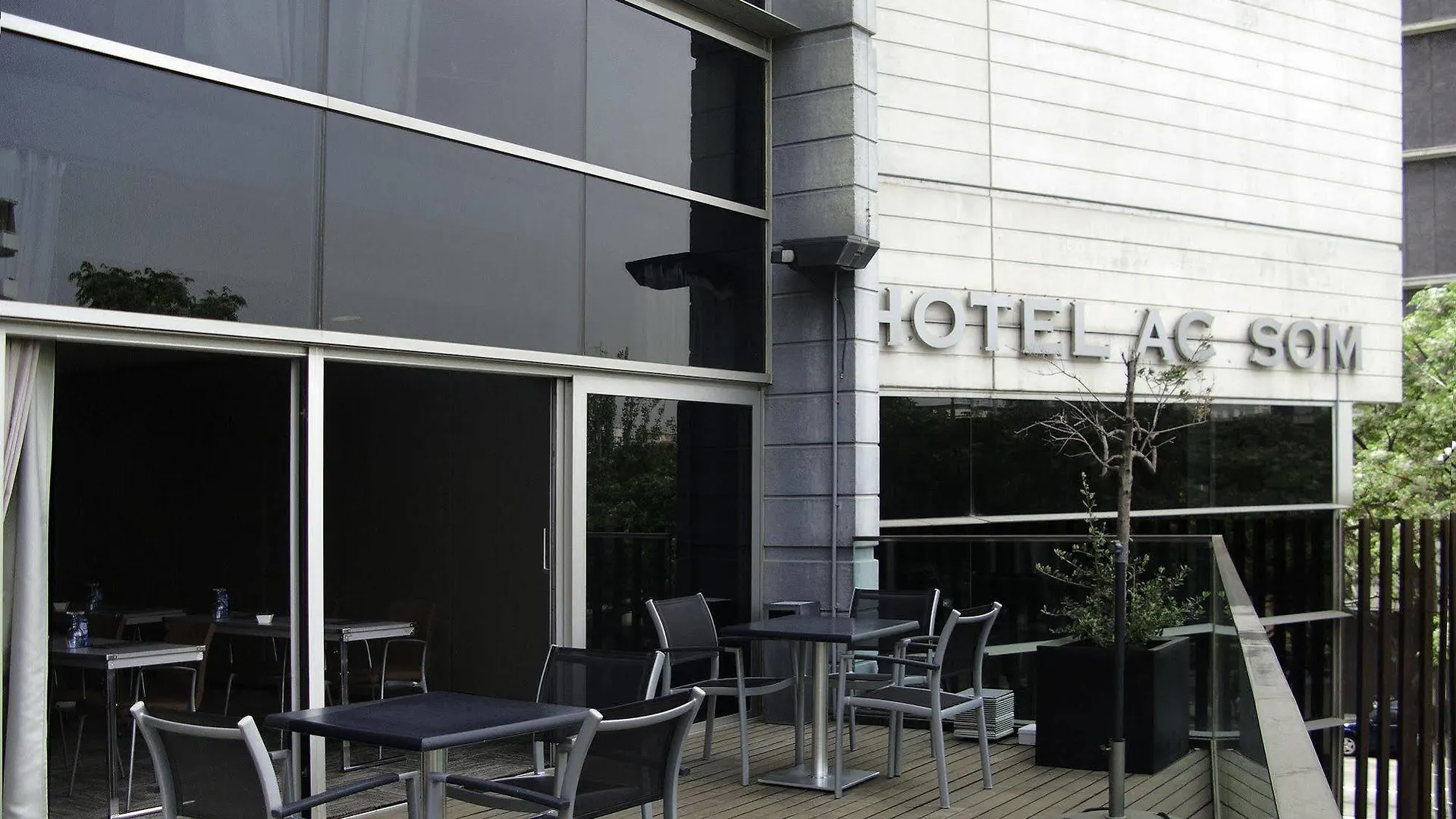 Ac Hotel Som By Marriott L'Hospitalet de Llobregat